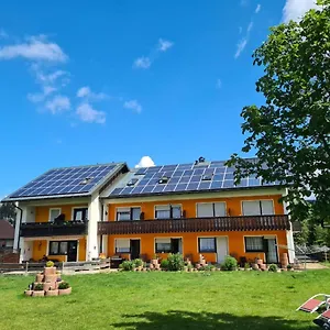 https://pension-maddox.com-bavaria.com